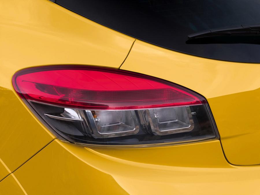  Renault Megane RS 250 2010 года  (фото 19 из 34)